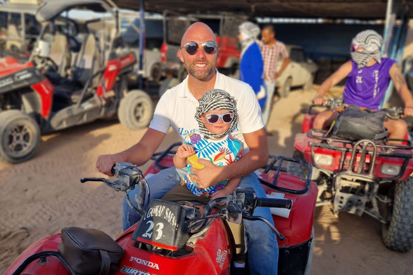 MOTORATA COMPLETA - Cena barbecue, spettacolo, cammellata e visita costellazioni, traversata 25 Km HURGHADA - immagine 6