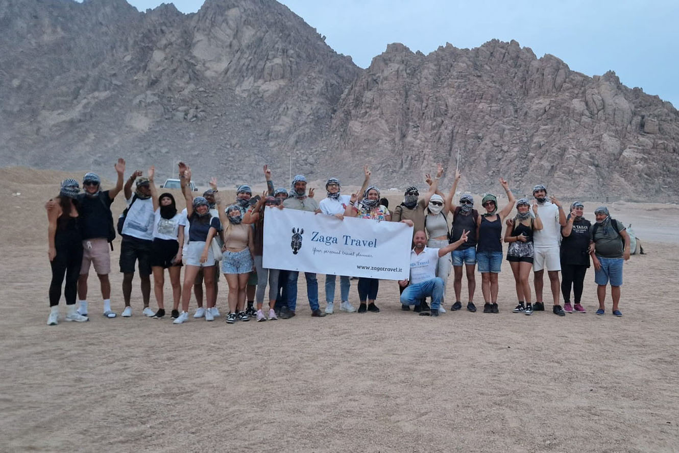 MOTORATA COMPLETA - Cena barbecue, spettacolo, cammellata e visita costellazioni, traversata 25 Km HURGHADA - immagine 8